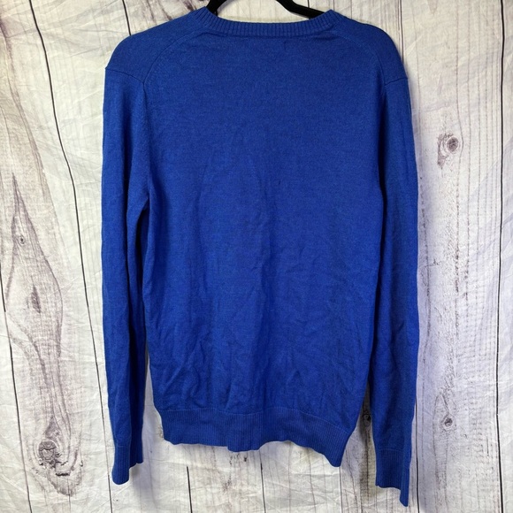Banana Republic Luxury Blend 100% Marino Wool Vneck Sweater Size Medium - Picture 3 of 5